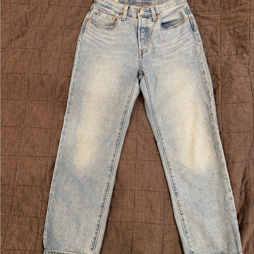 Levi's 501 Straight Leg Jeans - Picture 2 of 3